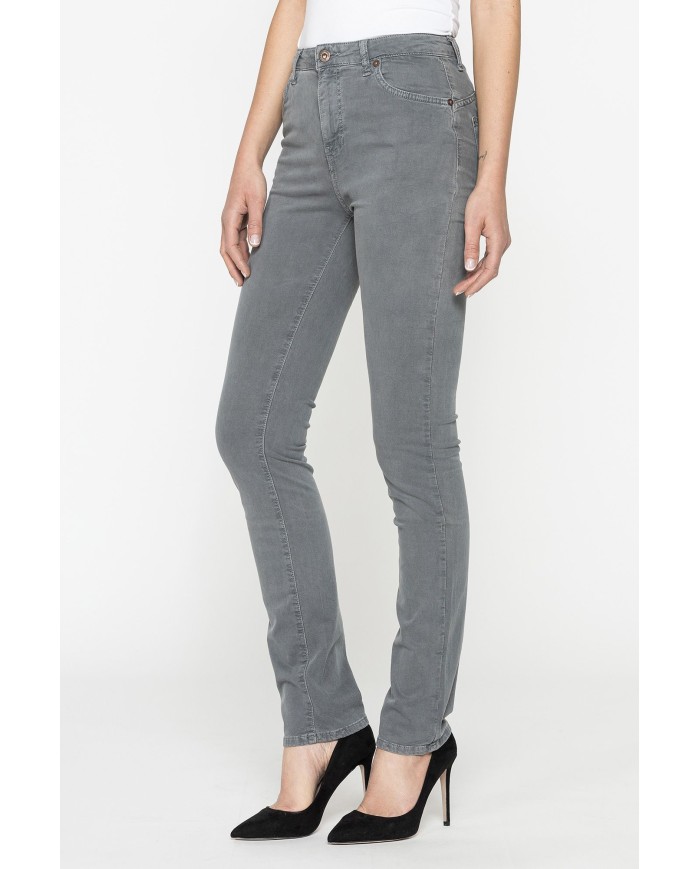 PANTALONE IN GABARDINA MOD.753 . Vita alta e gamba confortevole.