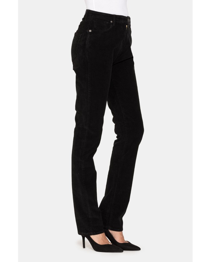 PANTALONE IN VELLUTO STRETCH MOD. 753. Vita alta gamba regolare.