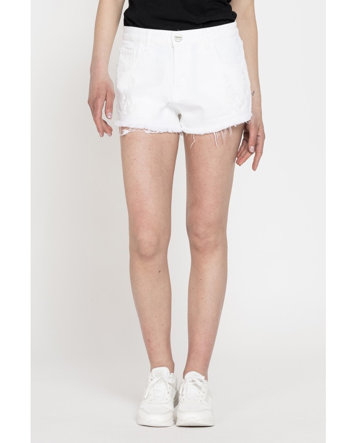 SHORT STRETCH, MODELLO 757. Vita regolare e gamba regolare.