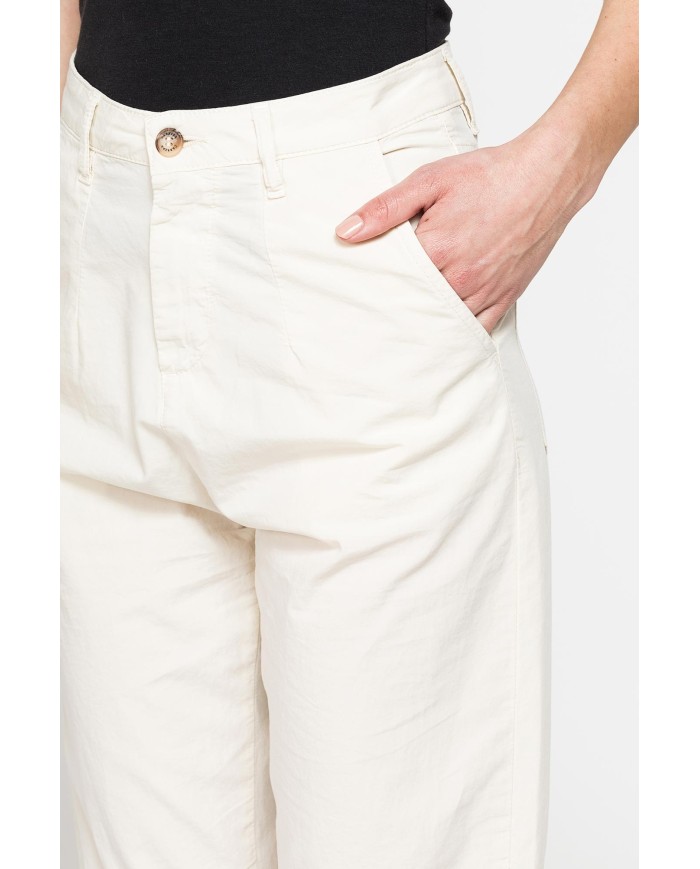 PANTAONE BALOON IN POPELINE