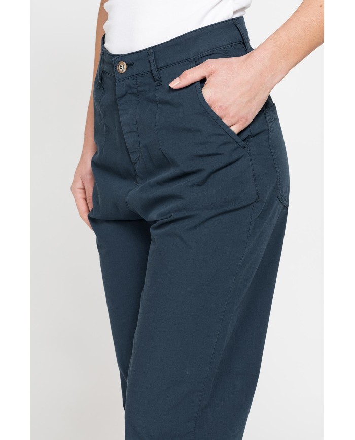 PANTAONE BALOON IN POPELINE