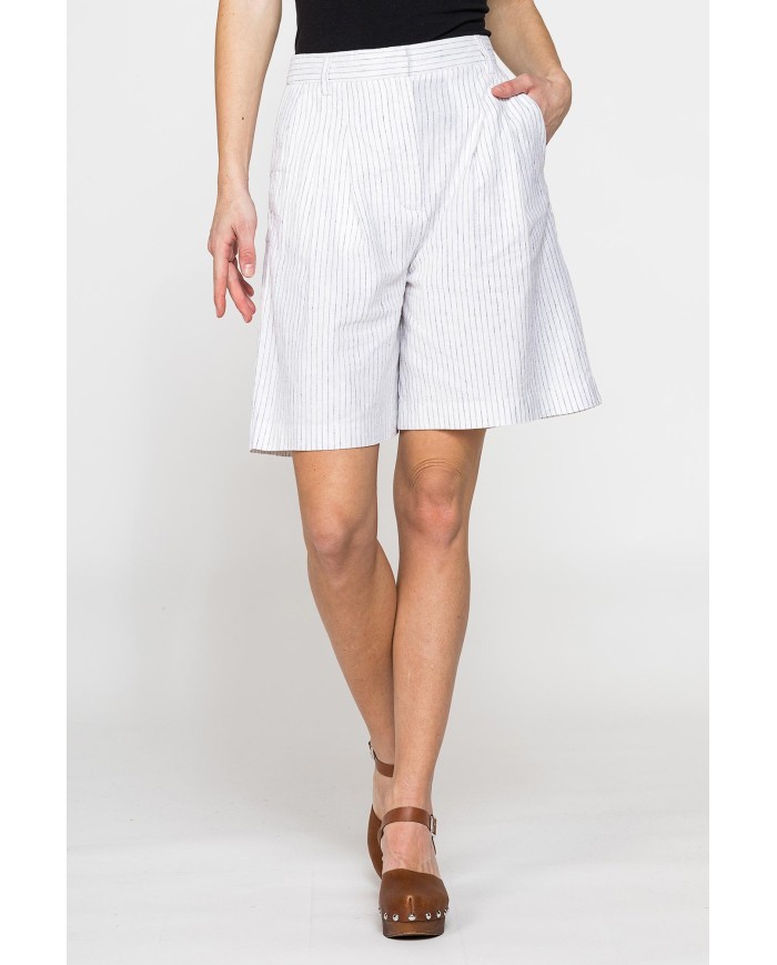 BERMUDA CON PIEGHE IN IN TESSUTO LINO COTONE