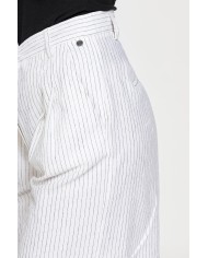 BERMUDA CON PIEGHE IN IN TESSUTO LINO COTONE