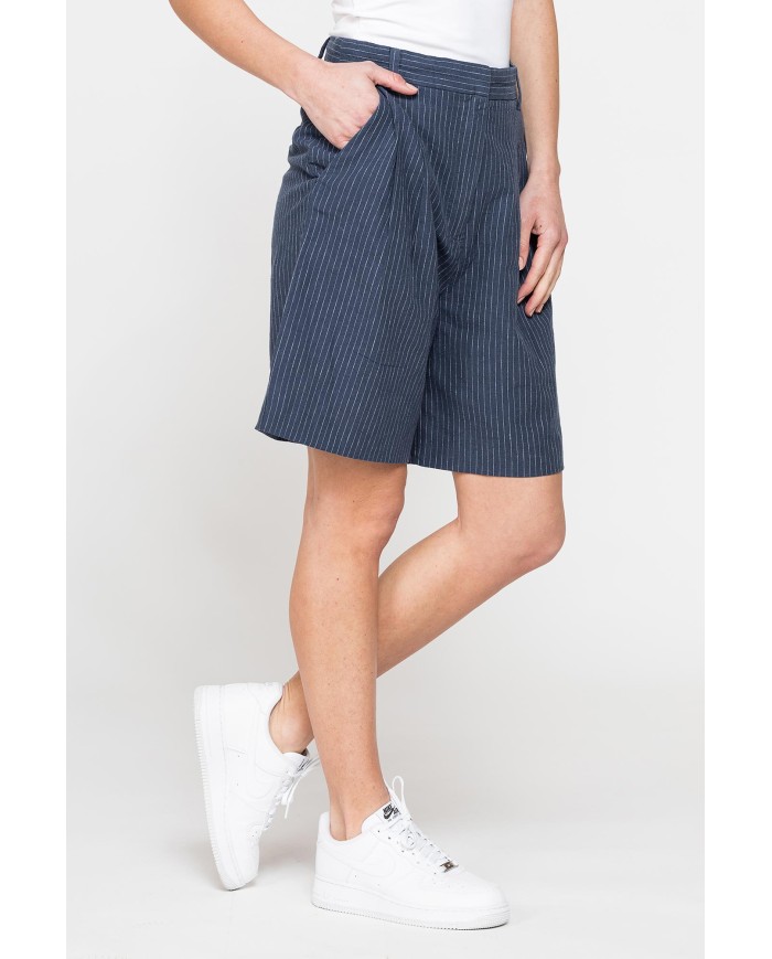 BERMUDA CON PIEGHE IN IN TESSUTO LINO COTONE