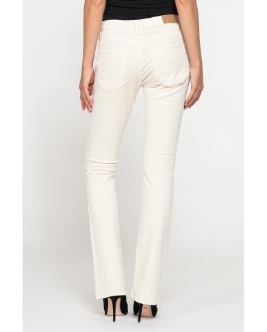 PANTALONE BOOTCUT CON LUNGHEZZA REGOLARE PANTALONE BOOTCUT CON LUNGHEZZA REGOLARE