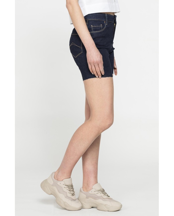 SHORTS ADERENTI A VITA ALTA