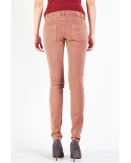 GABARDINA STRETCH. Vita bassa e gamba stretta.