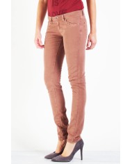 GABARDINA STRETCH. Vita bassa e gamba stretta.