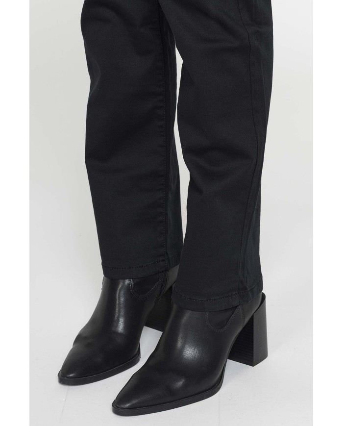 PANTALONE CINQUE TASCHE CON GAMBA DRITTA IN RASO DI COTONE SUPER STRETCH 9,8oz