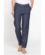 PANTALONE CHINOS IN DENIM LEGGERO 6,3 oz. REGULAR FIT PANTALONE CHINOS IN DENIM LEGGERO 6,3 oz. REGULAR FIT