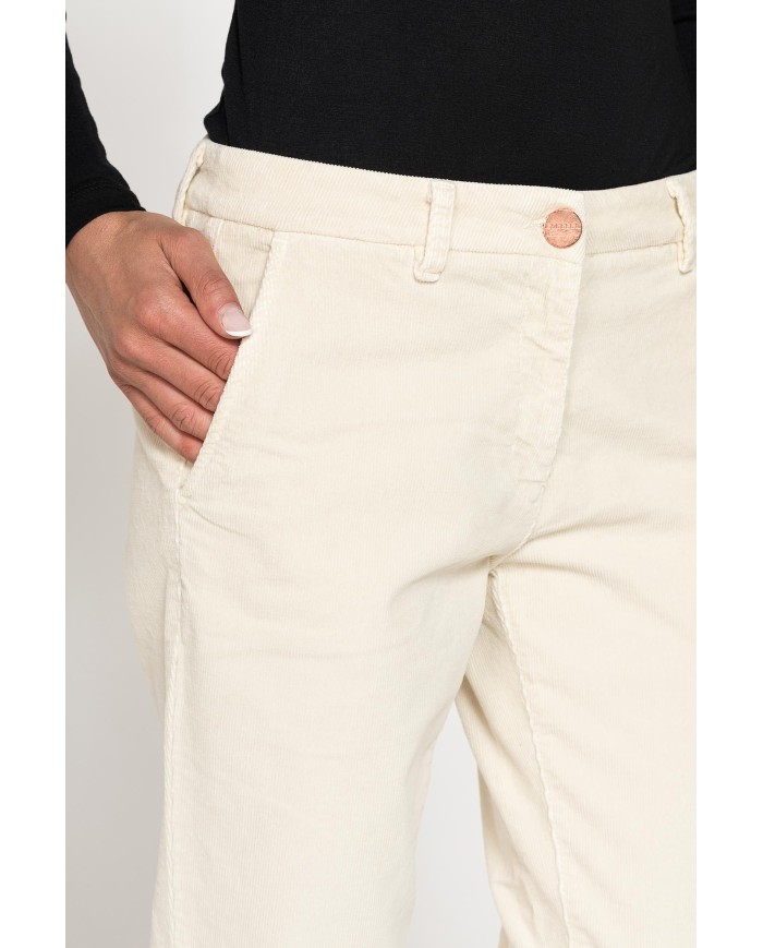 PANTALONE CHINOS IN VELLUTO STRETCH PANTALONE CHINOS IN VELLUTO STRETCH