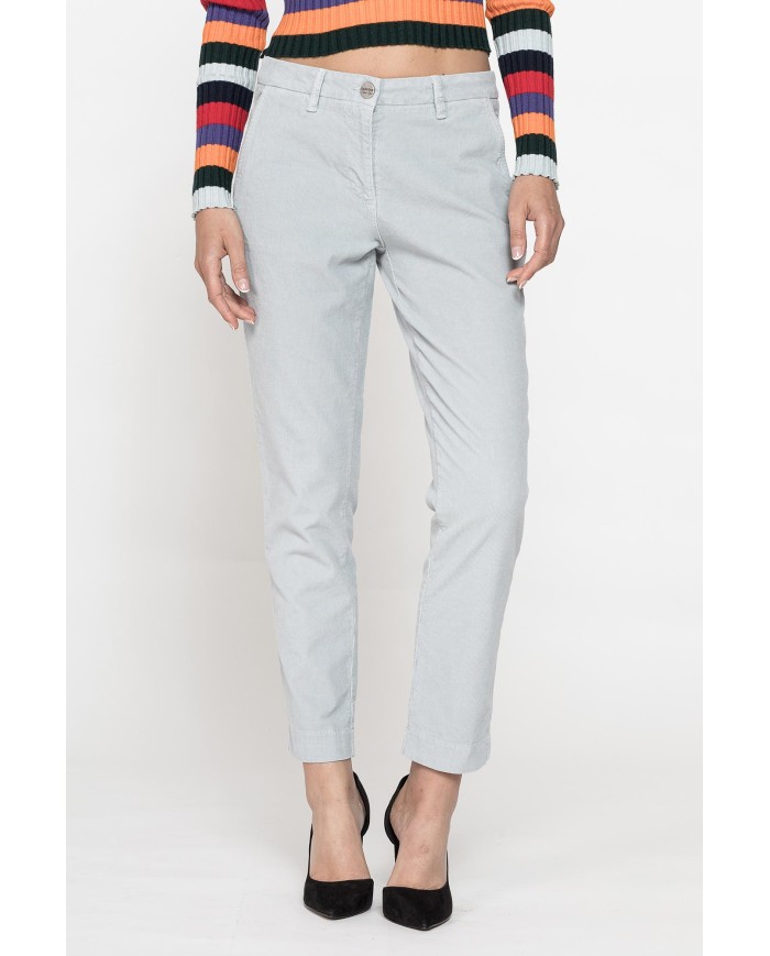PANTALONE CHINOS IN VELLUTO STRETCH PANTALONE CHINOS IN VELLUTO STRETCH