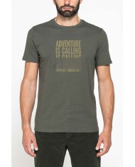 T-SHIRT GIROCOLLO IN COTONE CON STAMPE GRAFICHE T-SHIRT GIROCOLLO IN COTONE CON STAMPE GRAFICHE