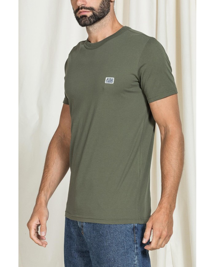 T-SHIRT VINTAGE CON PATCH CAPSULE CARRERA REPLICA