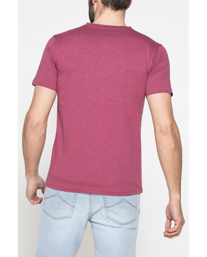 T-SHIRT SCOLLO A V CORTO, CON STAMPA. IN  JERSEY   FIAMMATO DI COTONE