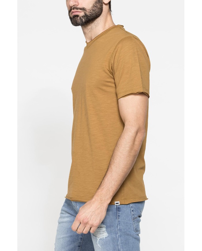T-SHIRT MANICA CORTA IN JERSEY SLUB CON SCOLLO V
