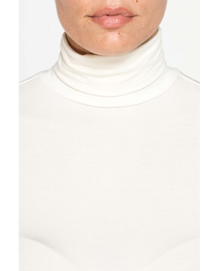 T-SHIRT MANICA LUNGA CON COLLO ALTO