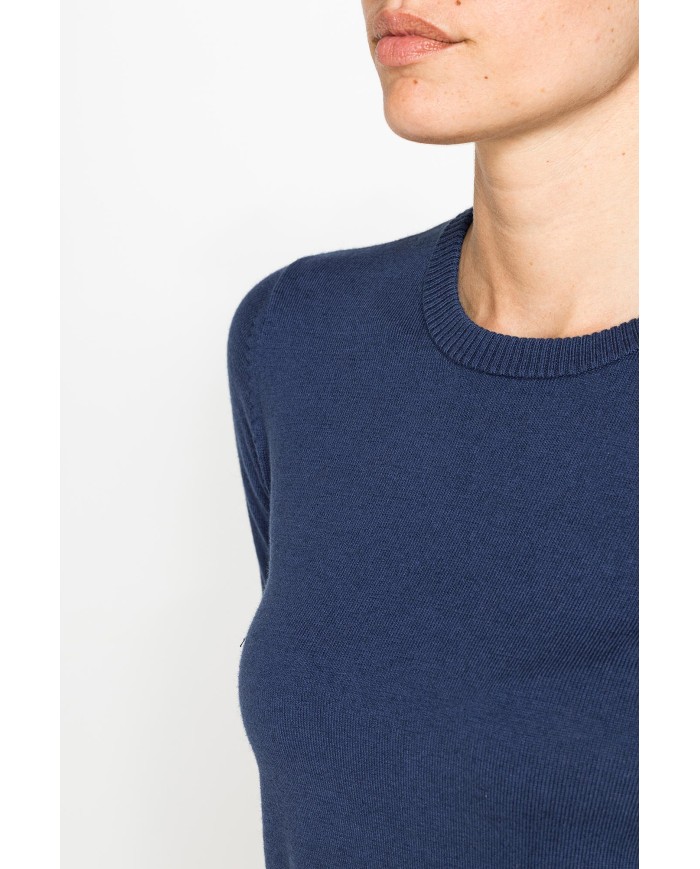 MAGLIA BASICA GIROCOLLO IN FILATO LANA MERINOS
