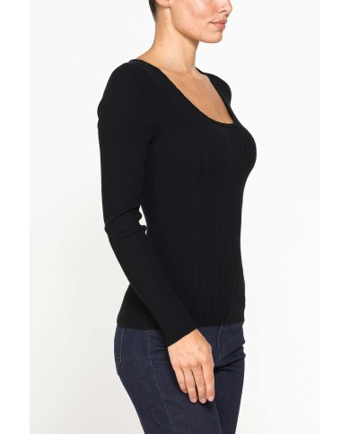 MAGLIA IN COSTINA IRREGOLARE CON SCOLLO QUADRATO