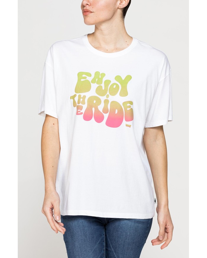 T-SHIRT OVERSIZE MODELLO BOYFRIEND CON STAMPA