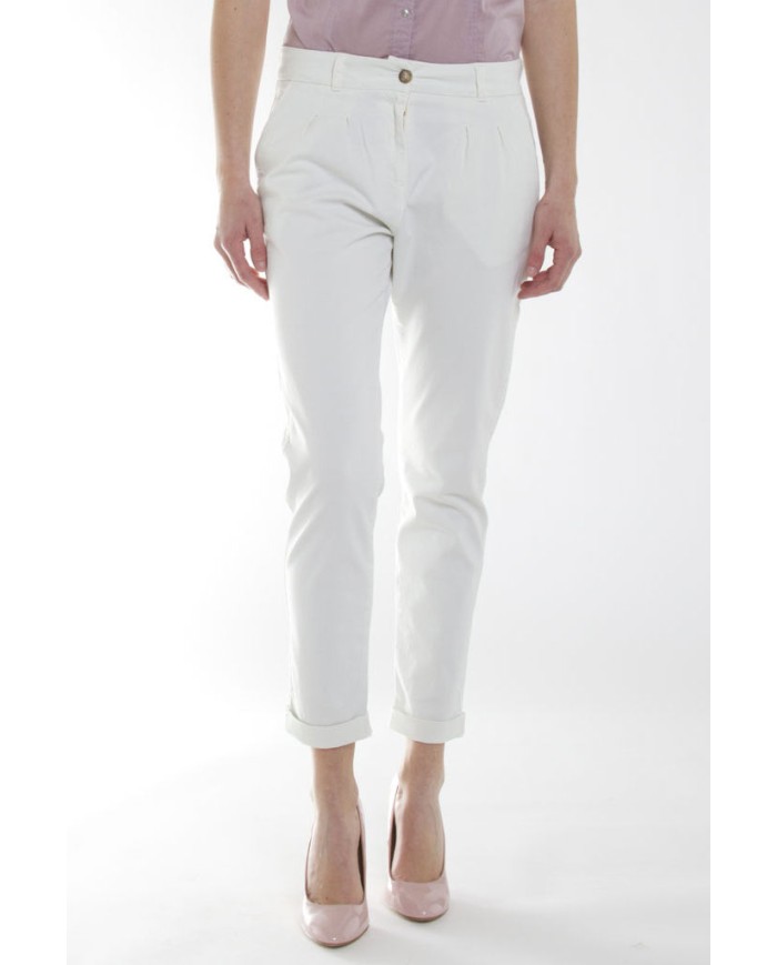 PANTALONE CHINOS. MOD T765