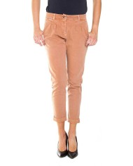 PANTALONE CHINOS IN GABARDINA STRETCH. MOD. T765. Vita regolare e gamba comoda.