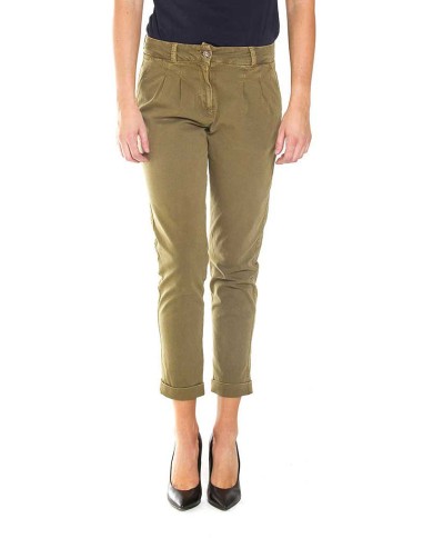 PANTALONE CHINOS IN GABARDINA STRETCH. MOD. T765. Vita regolare e gamba comoda.