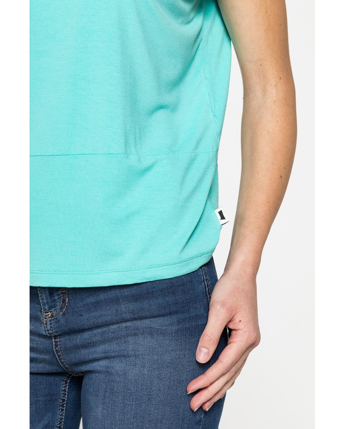 T-SHIRT MORBIDA IN VISCOSA CON FASCIA