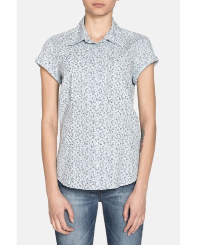 CAMICIA MANICA CORTA IN POPELINE STAMPATO. Vestibilità regolare.