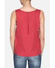 CANOTTA IN VISCOSA. Vestibilità regolare.