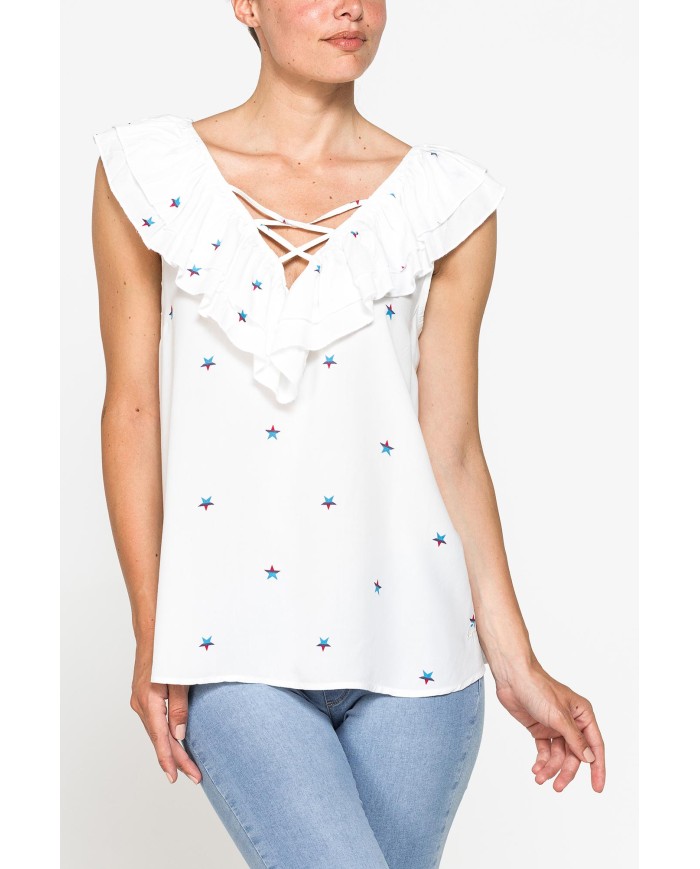 CAMICIA SCOLLO A V. Vestibilità regolare.