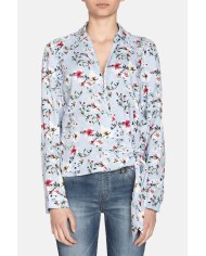 CAMICIA SCOLLO V IN VISCOSA. Vestibilità regolare.