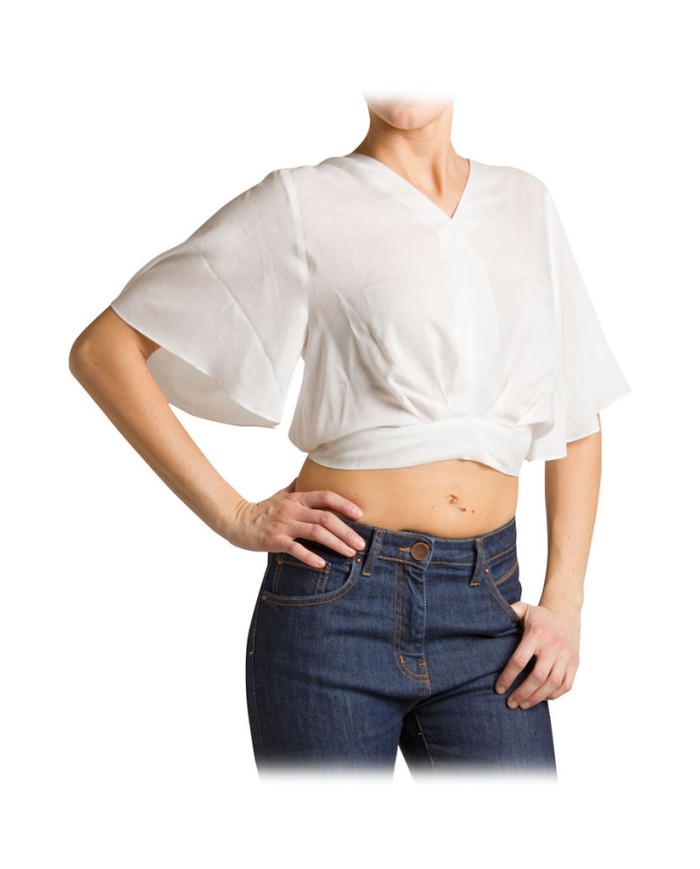 TOP CON MANICHE A PIPISTRELLO