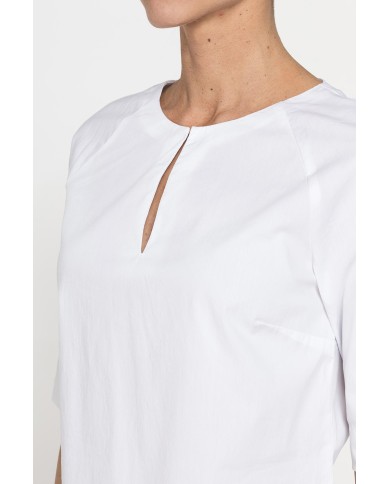 BLUSA CON SCOLLO A GOCCIA E MANICA 3/4
