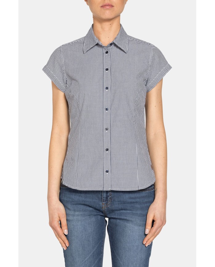 CAMICIA A MANICHE CORTE IN TESSUTO STAMPATO 100% COTONE.