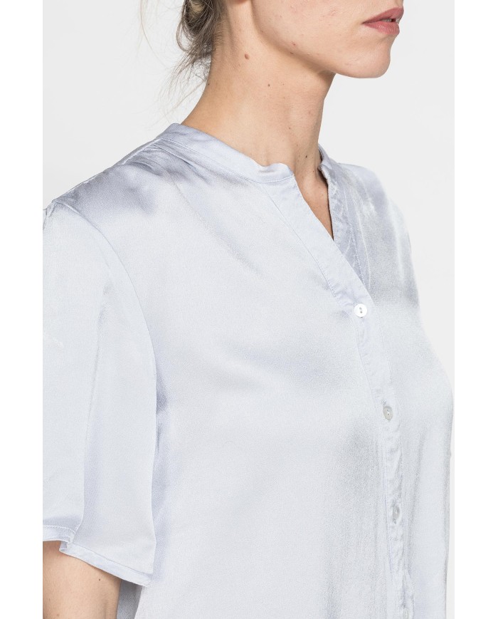 CAMICIA MORBIDA A MANICHE CORTE