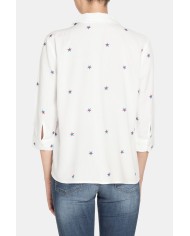 CAMICIA MANICA IN VISCOSA STAMPATO. Vestibilità regolare.