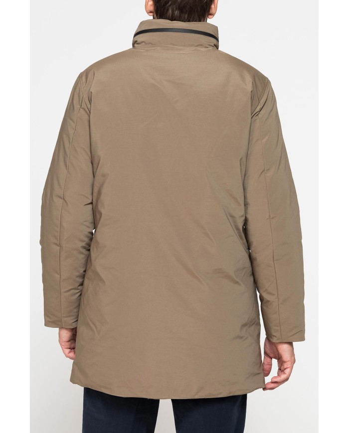 PARKA CON CAPPUCCIO INSERITO NEL COLLO