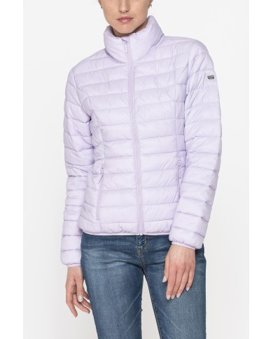 GIUBBINO ULTRALIGHT. TESSUTO E IMBOTTITURA RICICLATI. RESISTENTE ALL'ACQUA