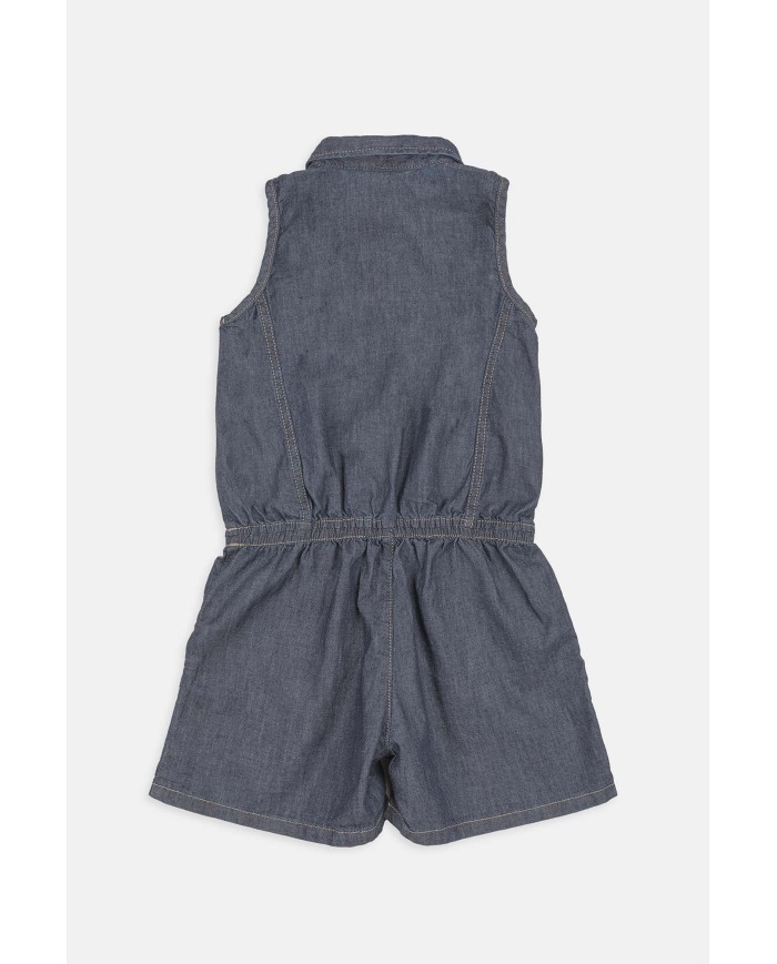 SALOPETTE IN JEANS LEGGERO. Vestibilità regolare.