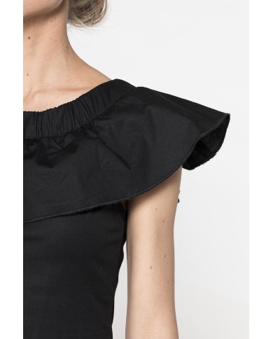 ABITO LUNGO CON SPALLE SCESE