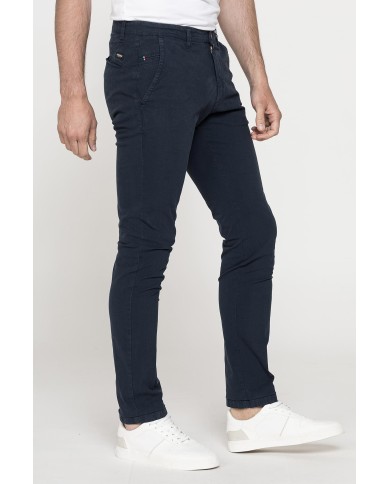 CHINO MOD.617IN TELA LEGGERA ELASTICIZZATA Vita bassa con zip, gamba asciutta. SPINTECH ELASTIC COTONE SULLA PELLE