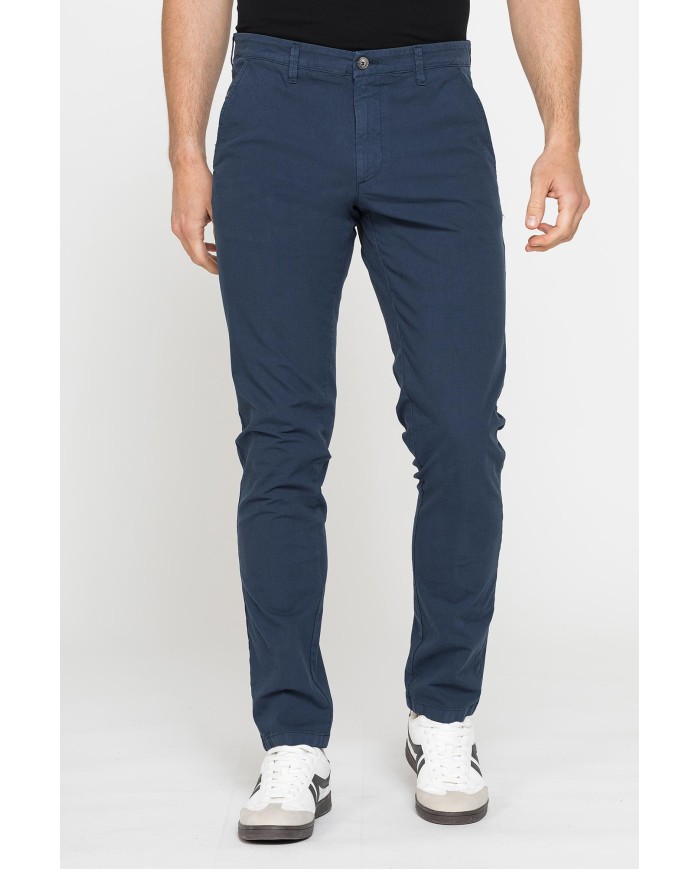 CHINO MOD.617IN TELA LEGGERA ELASTICIZZATA Vita bassa con zip, gamba asciutta. SPINTECH ELASTIC COTONE SULLA PELLE