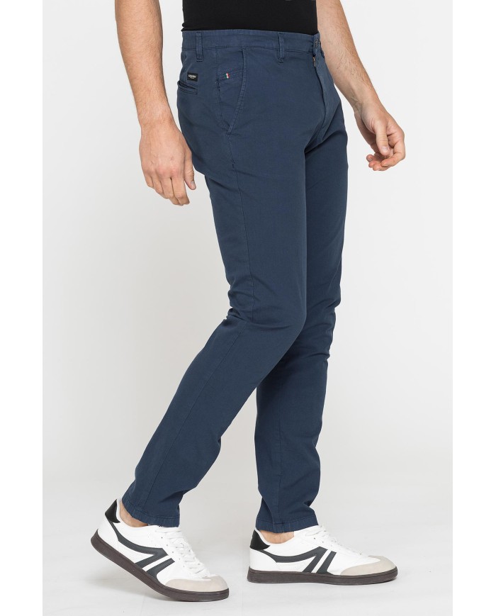 CHINO MOD.617IN TELA LEGGERA ELASTICIZZATA Vita bassa con zip, gamba asciutta. SPINTECH ELASTIC COTONE SULLA PELLE