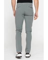 CHINO MOD.617IN TELA LEGGERA ELASTICIZZATA Vita bassa con zip, gamba asciutta. SPINTECH ELASTIC COTONE SULLA PELLE