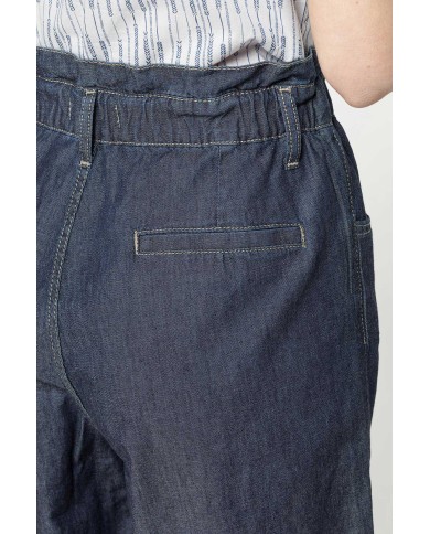 BERMUDA MORBIDO IN JEANS CON ARRICCIATURA IN VITA