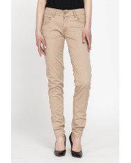 GABARDINA STRETCH ULTRA LEGGERA. Vita e gamba regolare.