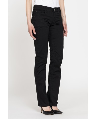 GABARDINA STRETCH ULTRA LEGGERA. Vita e gamba regolare.