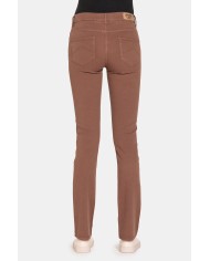 GABARDINA LEGGERA STRETCH. Vita e gamba regolare.