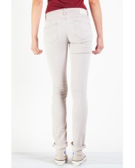 JOGGER JEANS COLORATO MOD 752. Vita e gamba regolare.